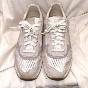 Women’s Clarks CraftRun Sneakers Sz 10.5